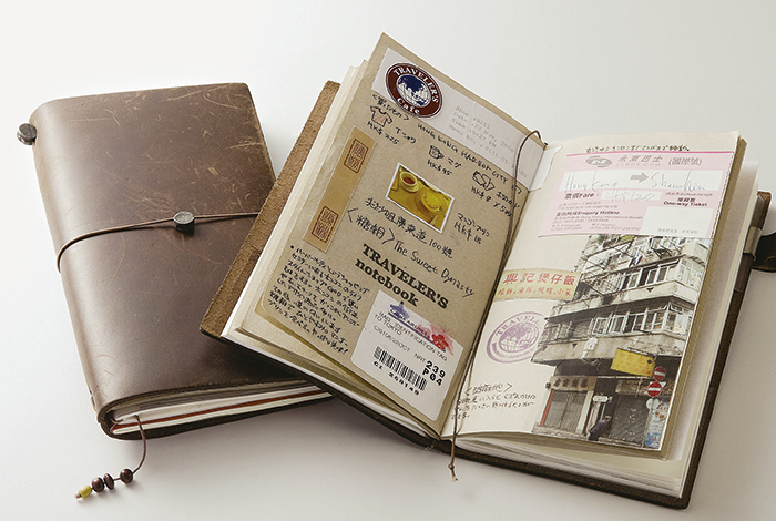 TRAVELER’S notebook
